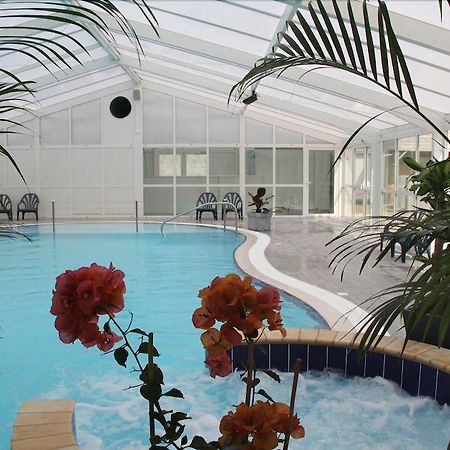Camping La Croez Villieu Hotel Erdeven Exterior photo